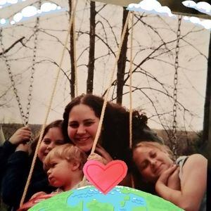 Meet your Posher, Robin